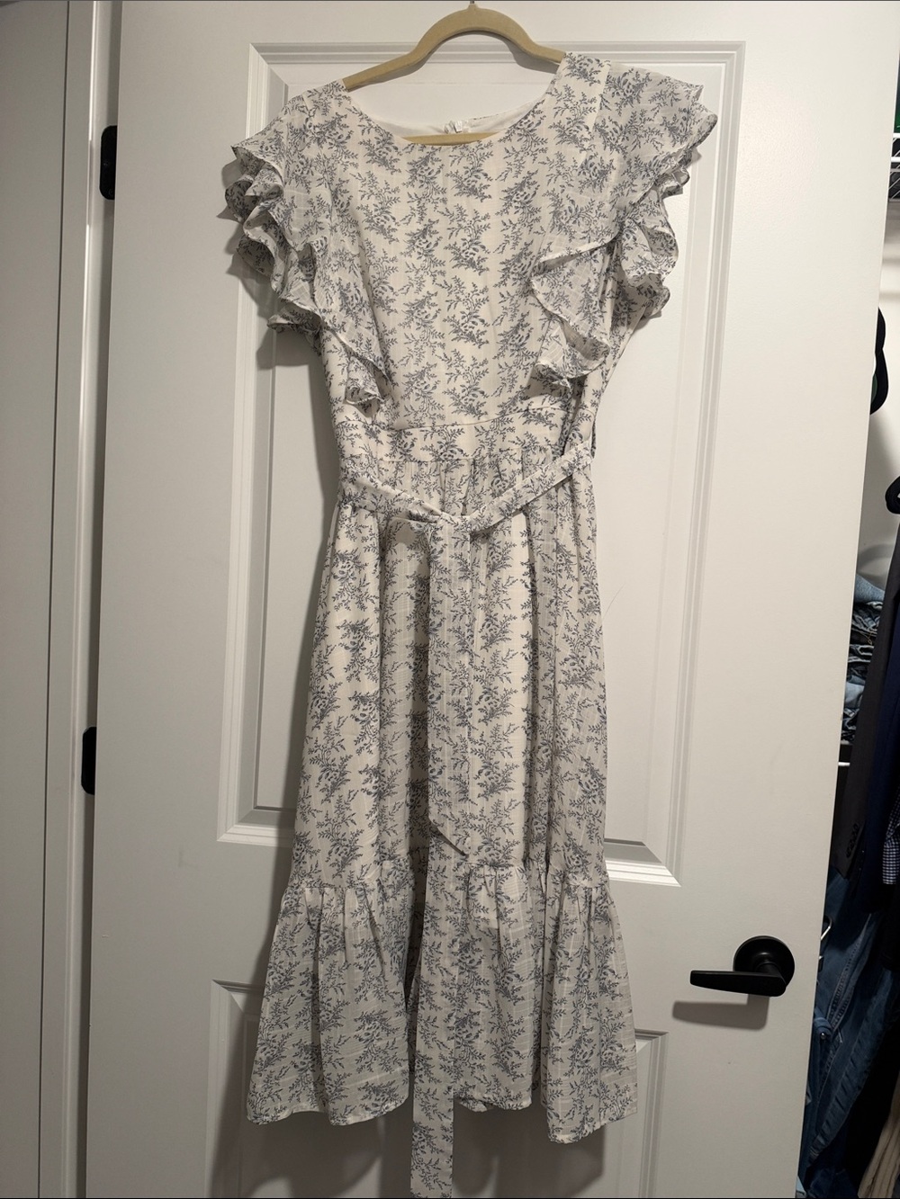 Ivy City Co Midi Dress Ruffles